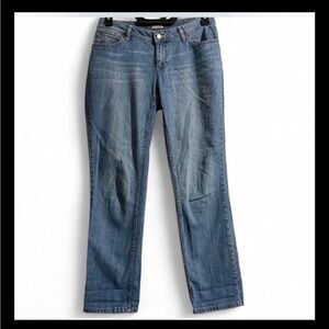 J.Jill Low Rise Straight Leg
Medium Wash Denim Button Zip 5-
Pocket Jeans Pants